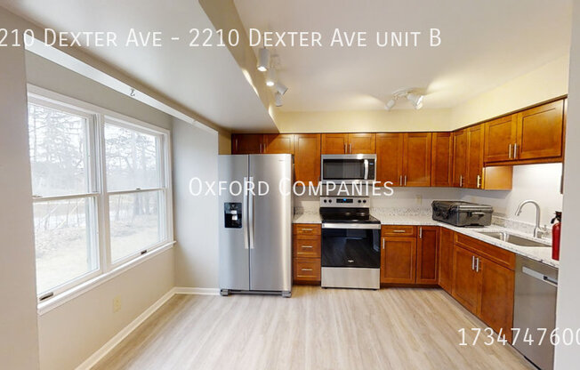 2210 DEXTER AVE