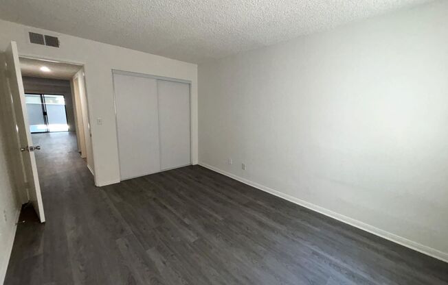 2 beds, 2 baths, $2,195, Unit 107