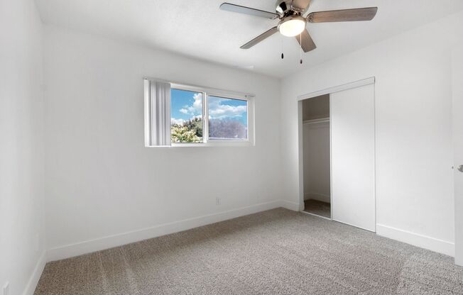 2 beds, 1 bath, 850 sqft, $1,675, Unit 9100-11