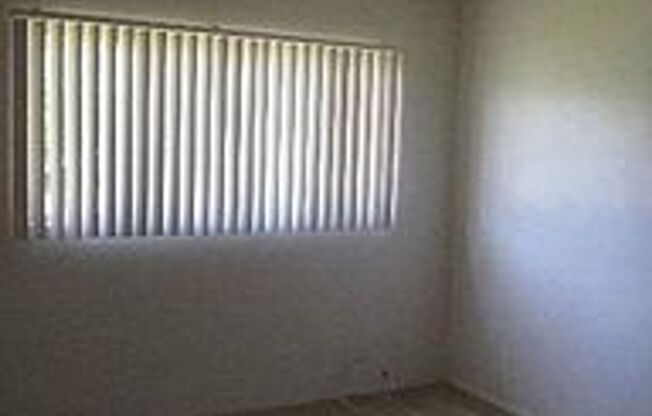 Charming 4-Bedroom Home in Hudson Park – Lush Landscaping!