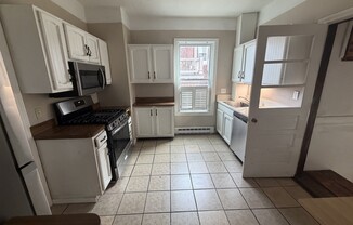 4 BARRETT AVE