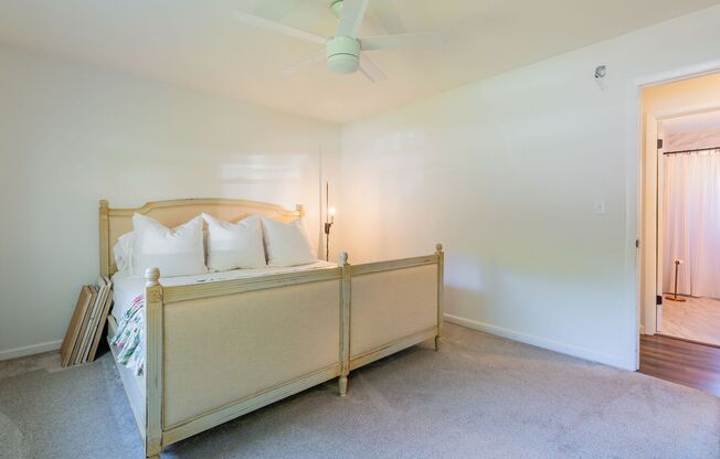 2 beds, 1 bath, $2,275, Unit # 7A