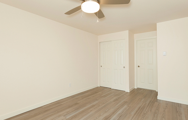 3 beds, 2 baths, 930 sqft, $3,545, Unit 407
