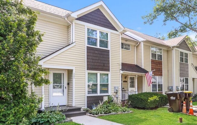 2504 OXFORD CT