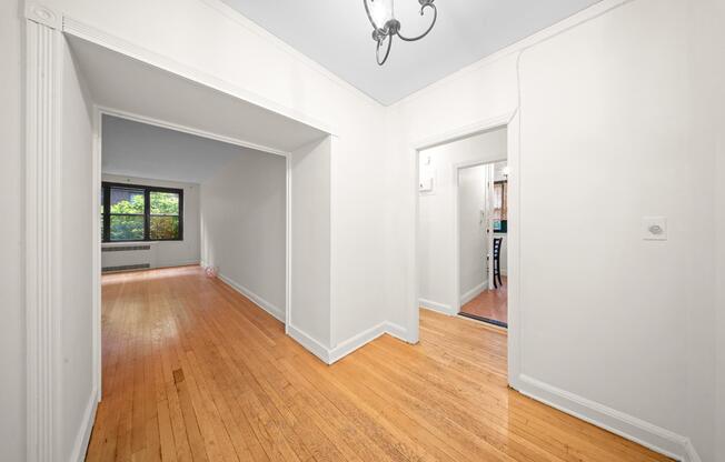 78 10 34 AVE