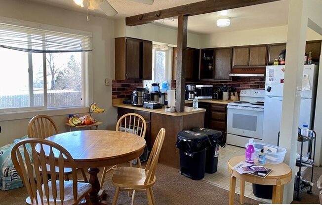 Spacious Home with Great Layout for Roommates!