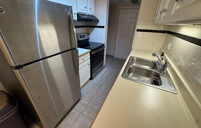 1 bed, 1 bath, $1,400, Unit # 302 A 6
