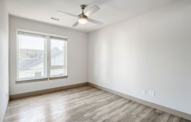 4 beds, 4 baths, 1,094 sqft, $2,900, Unit 203