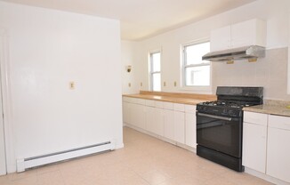 3 beds, 1.5 baths, 1,500 sqft, $2,800, Unit 1