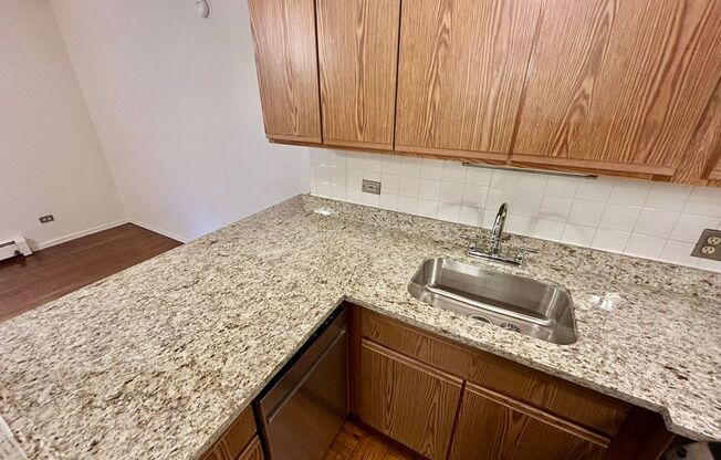 Studio, 1 bath, 450 sqft, $1,645, Unit 531-306