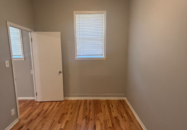 3836 3838 S SACRAMENTO