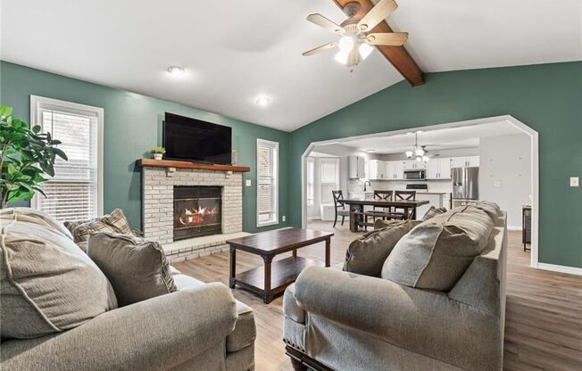 3 beds, 3 baths, 1,434 sqft, $2,200, Unit Mount Olympus Ct 106