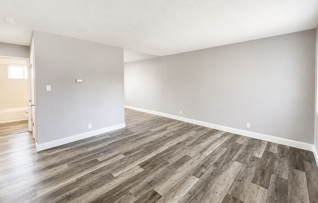 Oak Ridge Apartments