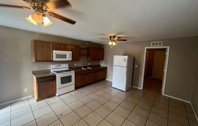 1 bed, 1 bath, $1,150