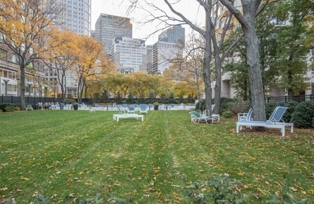 1 bed, 1 bath, 746 sqft, $3,600, Unit 32D