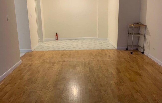 Studio, 1 bath, 550 sqft, $1,700, Unit 3D