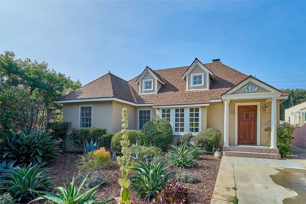 433 S BUNDY DR