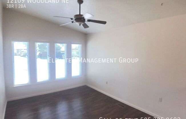 12109 WOODLAND NE