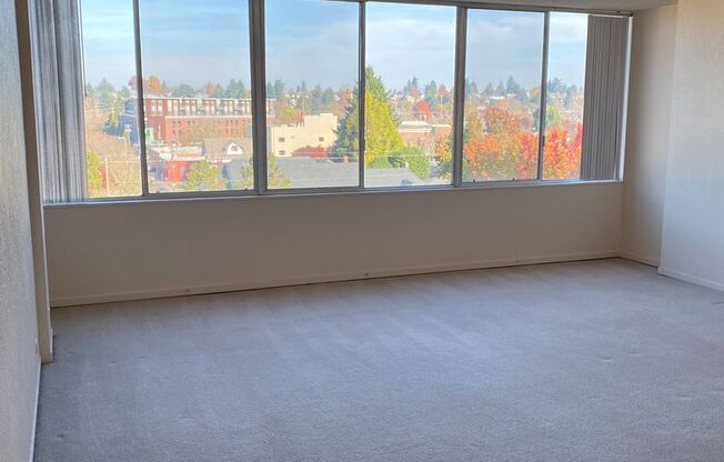 1 bed, 1 bath, 744 sqft, $1,450, Unit 111