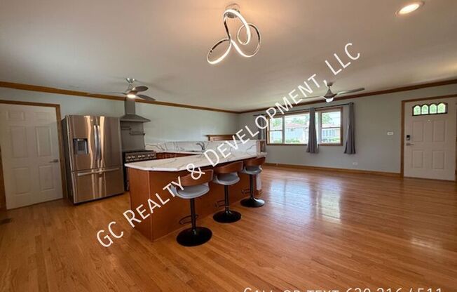 381 W MILLERS RD