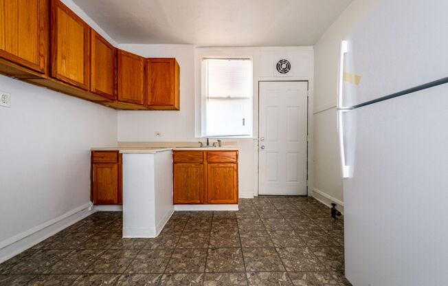 10908 S Vernon