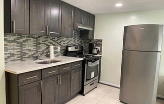 1 bed, 1 bath, $2,000