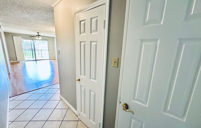 Fabulous landmark Downtown Austin property! Great downtown neighborhood!