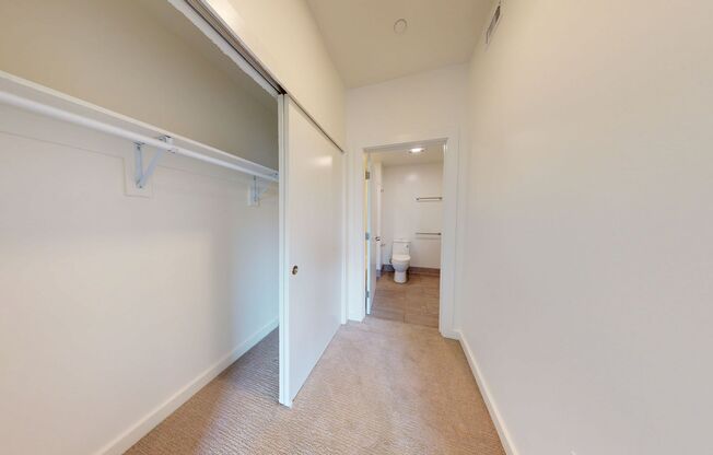 2 beds, 2 baths, 980 sqft, $2,845, Unit 202