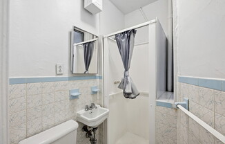 320 E 49 ST