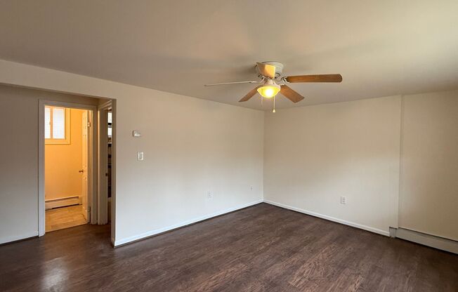 Quiet location, Dale City House