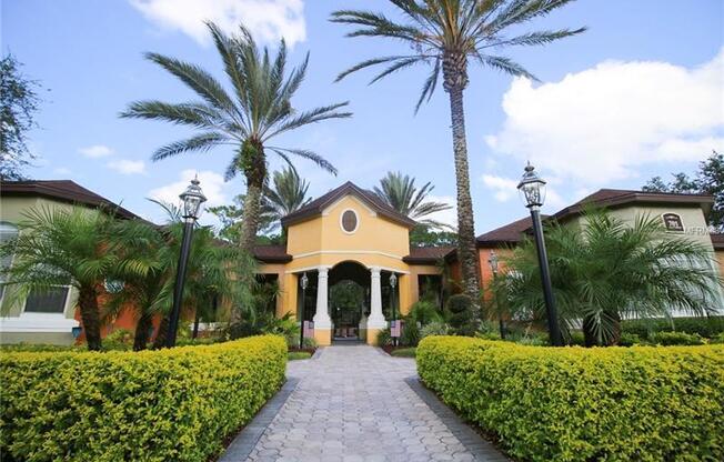 Beautiful 2/2 Wood Floors Condo For Rent @ The Crest close to UCF and Valencia College.
