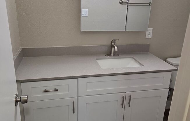 1 bed, 1 bath, 624 sqft, $1,250, Unit 39