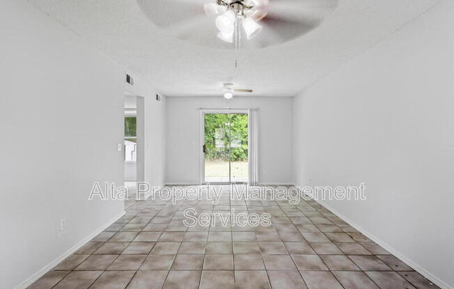 517 TUXEDO CT