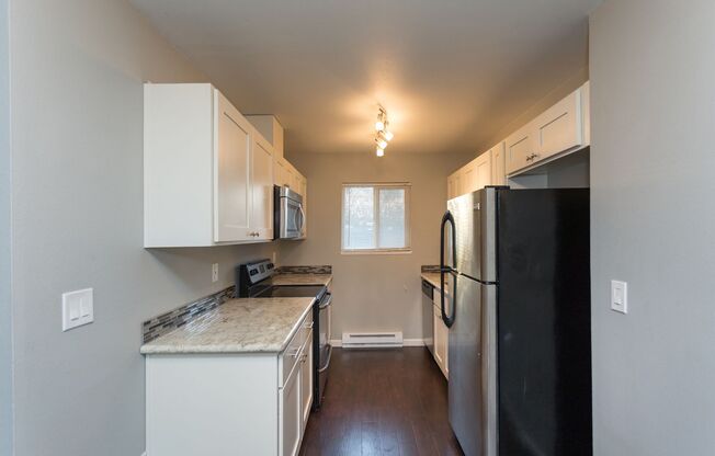 2 beds, 1 bath, 768 sqft, $1,675, Unit C