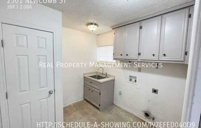 3 beds, 2 baths, 2,425 sqft, $1,745