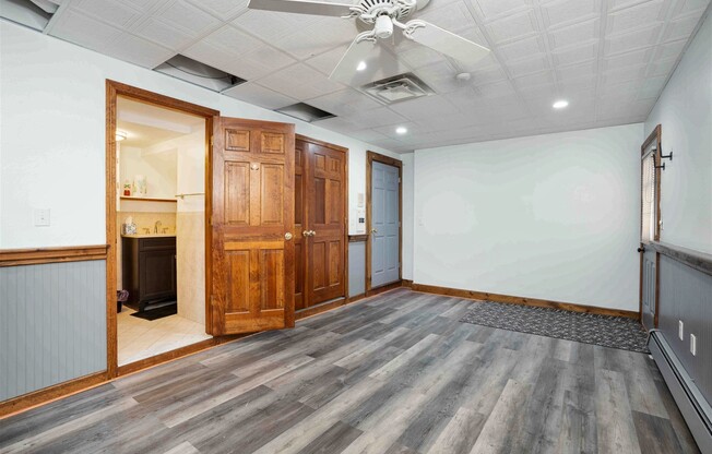 2 beds, 1.5 baths, 1,200 sqft, $2,600, Unit 2