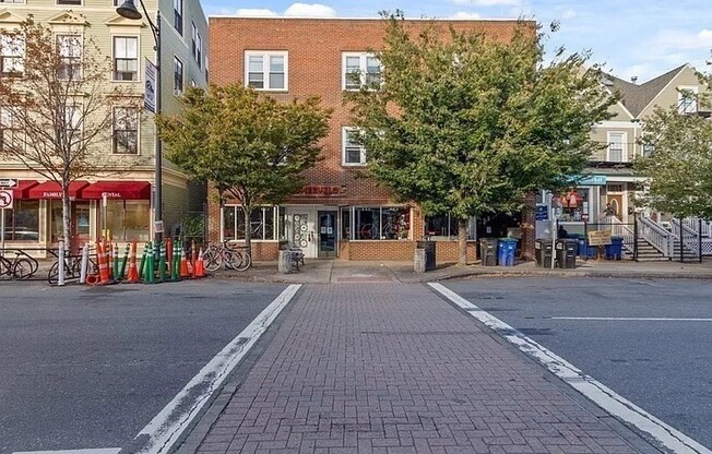 361 SOMERVILLE AVE