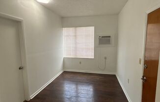 1 bed, 1 bath, 650 sqft, $1,750, Unit 2