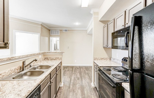 Saxony at Chase Oaks Apartments