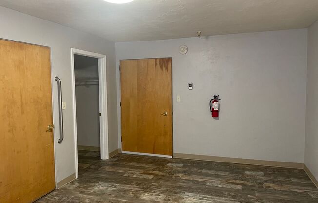 1 bed, 1 bath, 402 sqft, $845, Unit 131