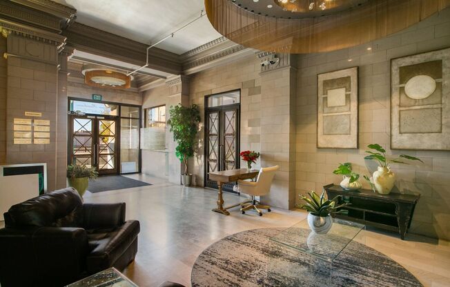 Eccentric 2 Bedroom 2.5 Bathroom Condo In Downtown ABQ!