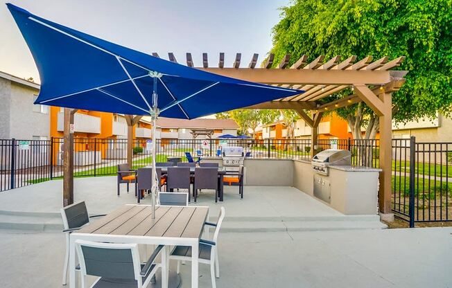 Poolside Sundeck And Grilling Area at Pacific Trails Luxury Apartment Homes, Covina, CA, 91722