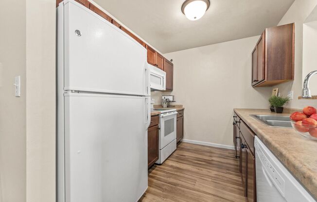 2 beds, 2 baths, 1,200 sqft, $1,545, Unit 300