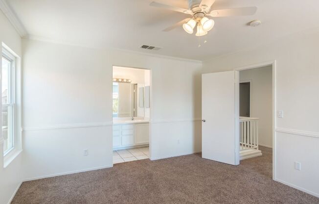 4 beds, 2.5 baths, $2,250