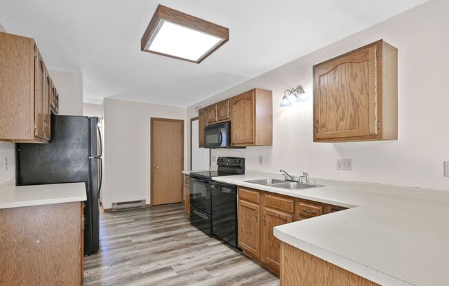 305 N 2nd