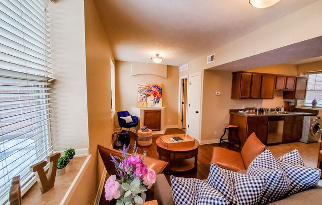 1 bed, 1 bath, 650 sqft, $1,095, Unit 601 - Unit 104 A650