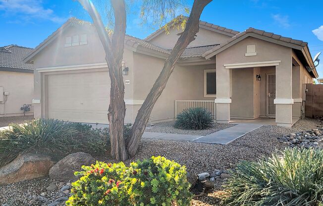 Great location near Bell Rd in Surprise! All appliances! Landscape Service!