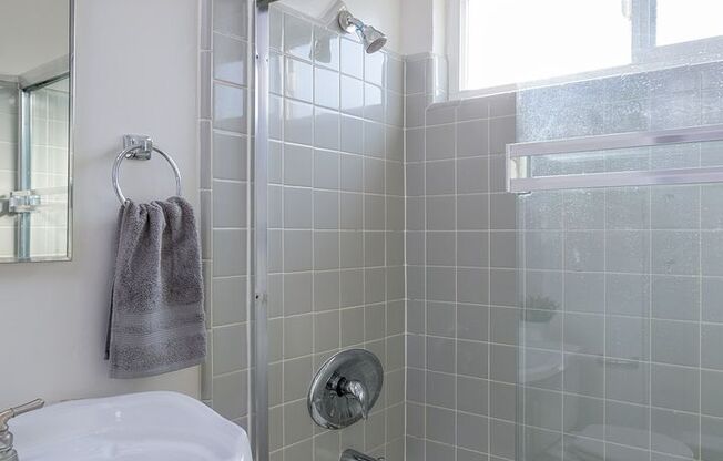 Studio, 1 bath, 444 sqft, $1,525, Unit 30