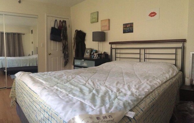 2 beds, 1.5 baths, 820 sqft, $2,900, Unit 217