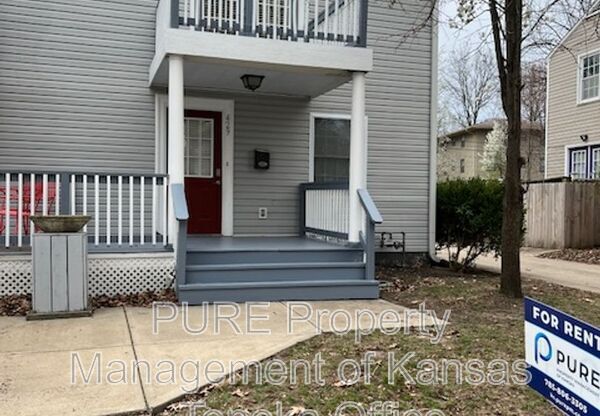 429 E 63 TERRACE